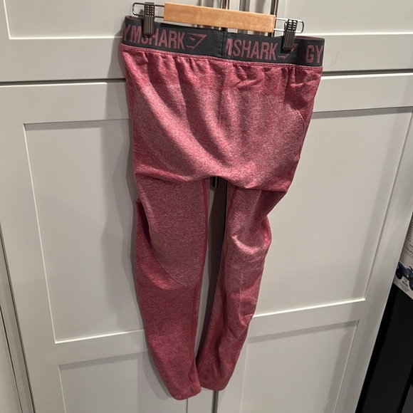 Gymshark Flex Leggings Size Medium Pink with Grey - Picture 3 of 7